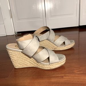Wedge heels